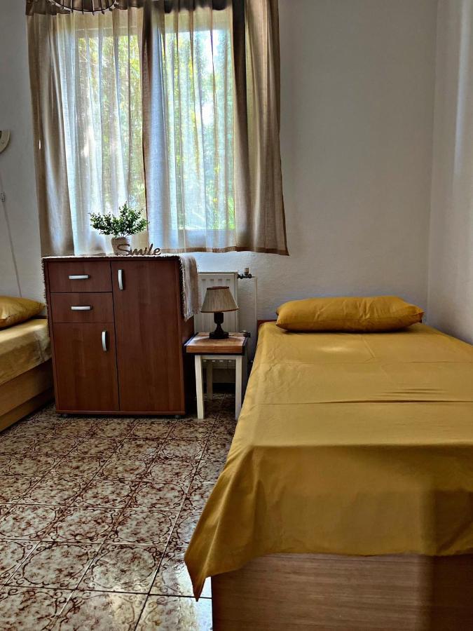 Apartment Villa Angelina, 70M From The Beach, Free Parking Novigrad  ภายนอก รูปภาพ